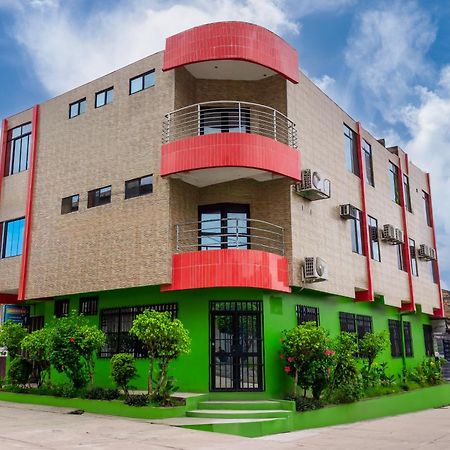Hospedaje Las Amazonas Iquitos Kültér fotó