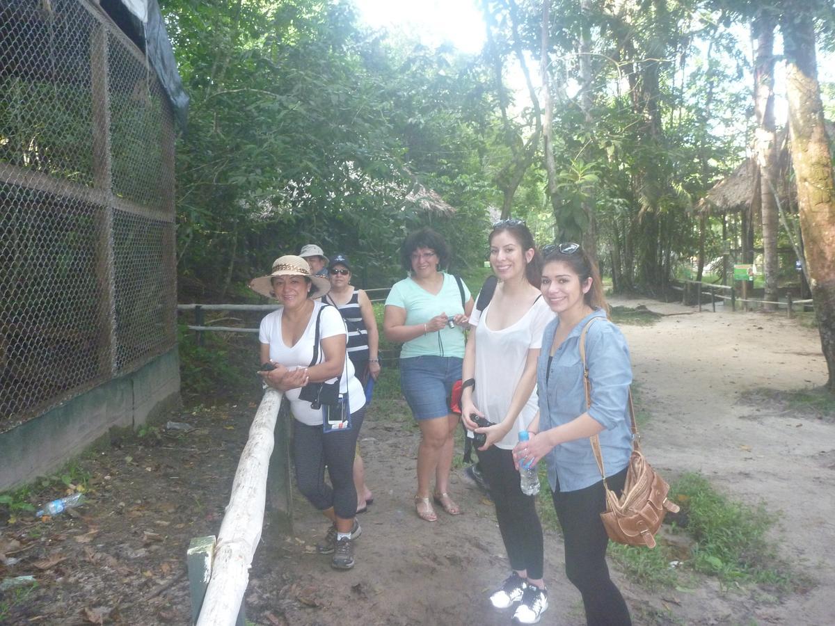 Hospedaje Las Amazonas Iquitos Kültér fotó
